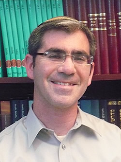 Rabbi Nir Knoll