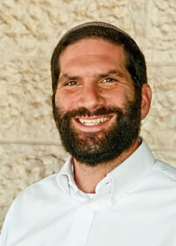 Rav Noam Koenigsberg